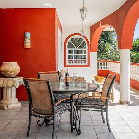 Villa Oleada